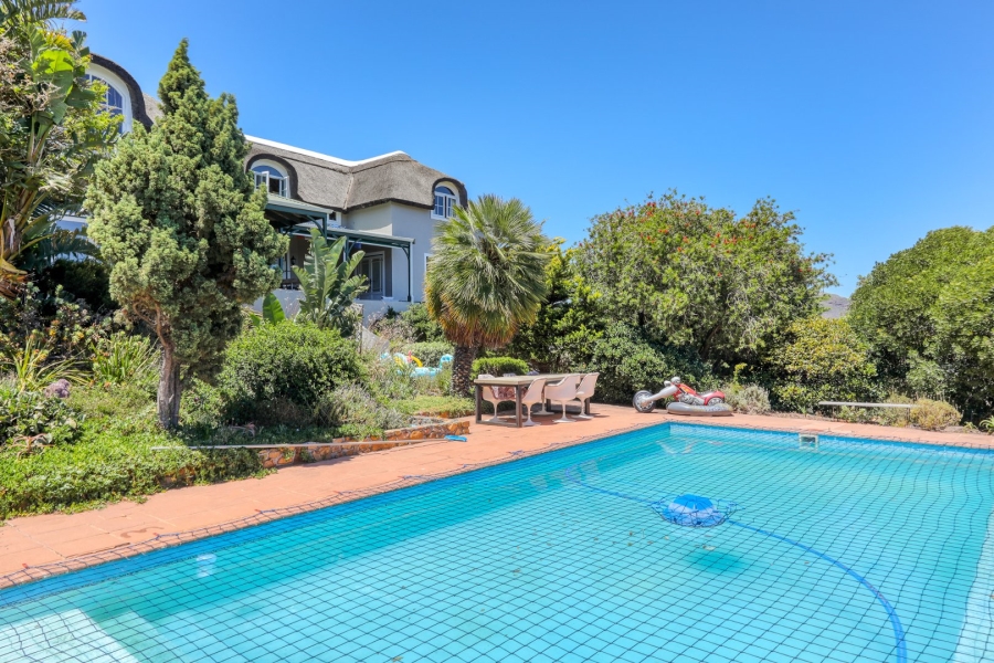 7 Bedroom Property for Sale in Crofters Valley Western Cape